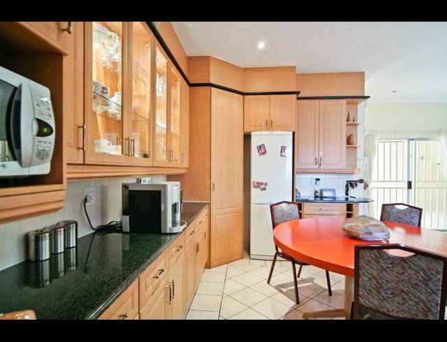 3 BEDROOM HOUSE FOR SALE IN OBSERVATORY